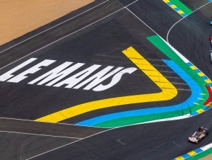 勞力士與Le Mans 24小時耐力賽合作25年，精準計時見證堅韌意志