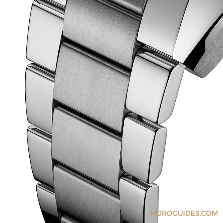 OMEGA - SEAMASTER - 215.30.46.21.03.002 - OMEGA海馬系列75週年，夏日藍面11員全新報到！色調深淺絕妙對應防水深度