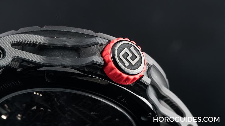 ROGER DUBUIS - EXCALIBUR - RDDBEX0572 - 戴上手你就知道他的輕盈超有份量!羅杰杜彼全碳纖維日內瓦印記Excalibur Spider Carbon