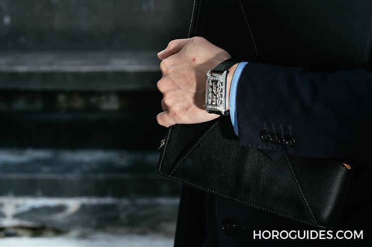 CORUM - 大人系的時間品味 CORUM Golden Bridge Stream Bridge Automatic