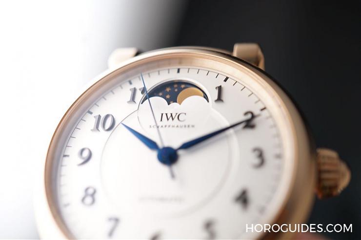 IWC - DA VINCI - IW459308 - [SIHH]戴錶終於不用手骨粗 IWC達文西月相錶36mm