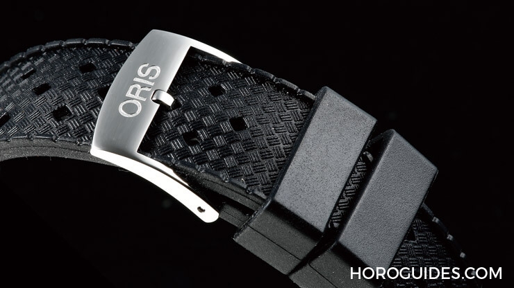 ORIS - AQUIS - 01 752 7733 4183-Set RS - 夏日大作戰!各式錶帶佩戴保養「勤勞度」比較