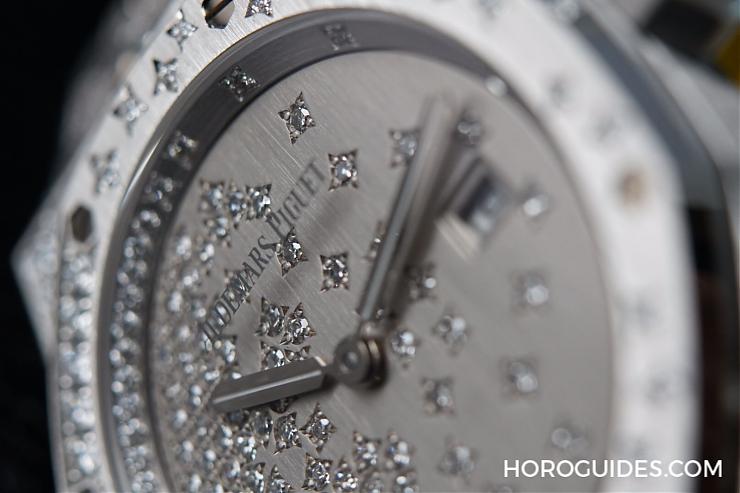 AUDEMARS PIGUET - ROYAL OAK - 67654BC.ZZ.1264BC.01 - 不對稱的平衡感 AP女錶玩設計
