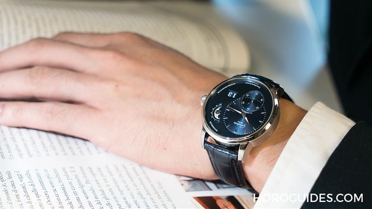 GLASHÜTTE ORIGINAL - PANO - 1-90-02-46-32-61 - 正看、反看,別說你偏心更是一見傾心-PanoMaticLunar月相腕錶