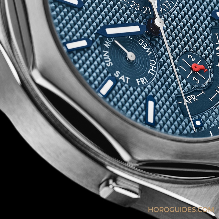 GIRARD-PERREGAUX - LAUREATO - 81035-11-431-11A - Pre-SIHH 2019 芝柏表Laureato系列新成員-微笑萬年曆