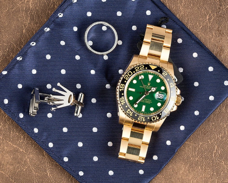 ROLEX - GMT-MASTER II - 126710BLNR-0003 - What