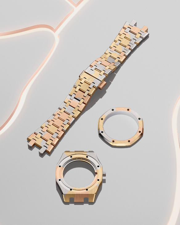 AUDEMARS PIGUET - ROYAL OAK - 77450BA.GG.1361BA.01 - 前所未有的工藝：AP愛彼多色迷彩金驚豔亮相