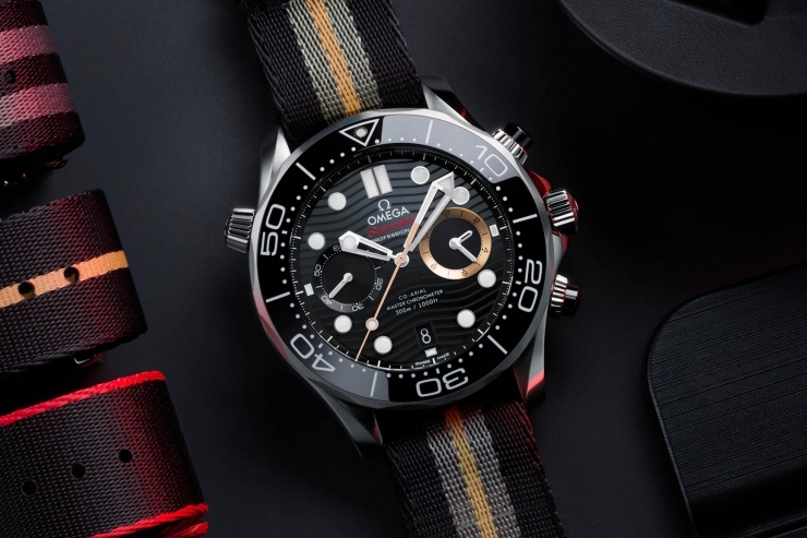 OMEGA - SEAMASTER - 210.32.44.51.01.002 - 007首款海馬計時碼錶誕生！歐米茄海馬潛水300米《007：黎明曙光》計時腕錶