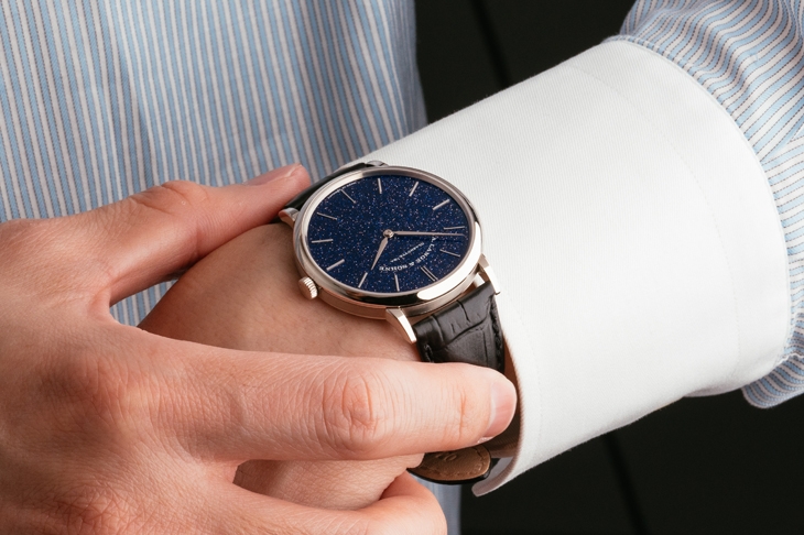 A. LANGE & SÖHNE - SAXONIA - 205.086 - 屬於務實派的浪漫 朗格Saxonia Thin Blue腕錶