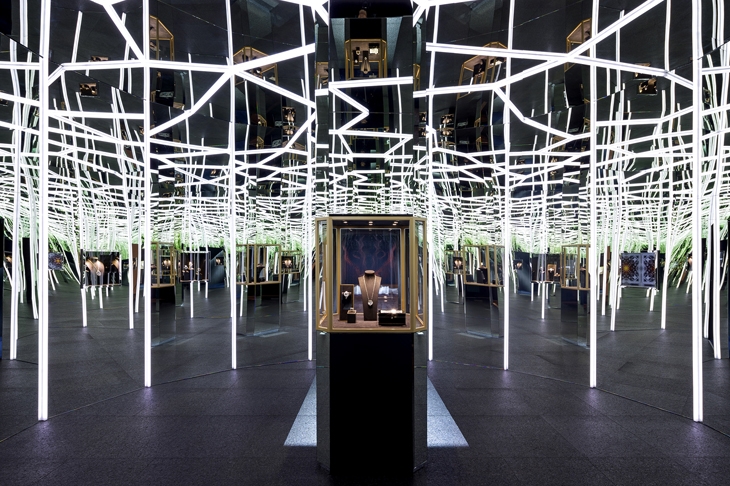 CARTIER - PANTHÈRE - HPI01259 - 不只是靜態 卡地亞美洲豹展覽AR互動新格局 