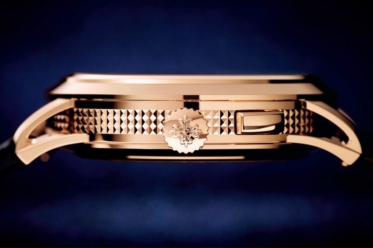 PATEK PHILIPPE - 世界時區三問新格局 首見報時當地時間的百達翡麗5531