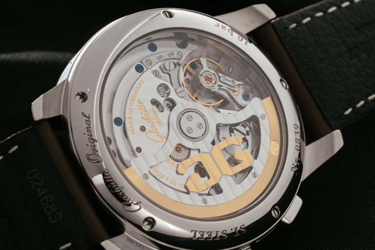 GLASHÜTTE ORIGINAL - SENATOR - 1-37-01-05-02-07 - 什麼時候看都經典 黑白配色的GO議員大日曆計時腕錶