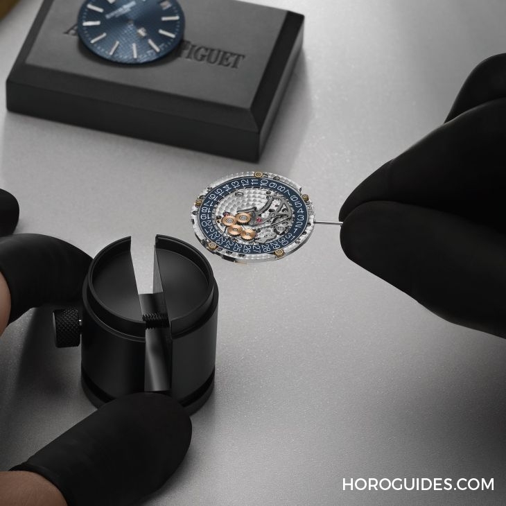 AUDEMARS PIGUET - ROYAL OAK - 16202ST.OO.1240ST.01 - 愛彼新一代7121超薄自動機芯 Royal Oak 50週年承先啟後的關鍵密鑰