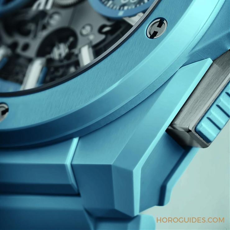 HUBLOT - BIG BANG - 451.CZ.4620.CZ - 穿出正裝清爽感 HUBLOT Big Bang Integrated彩色陶瓷鍊帶計時碼錶