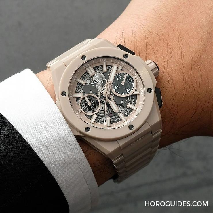 HUBLOT - BIG BANG - 451.CZ.4620.CZ - 穿出正裝清爽感 HUBLOT Big Bang Integrated彩色陶瓷鍊帶計時碼錶