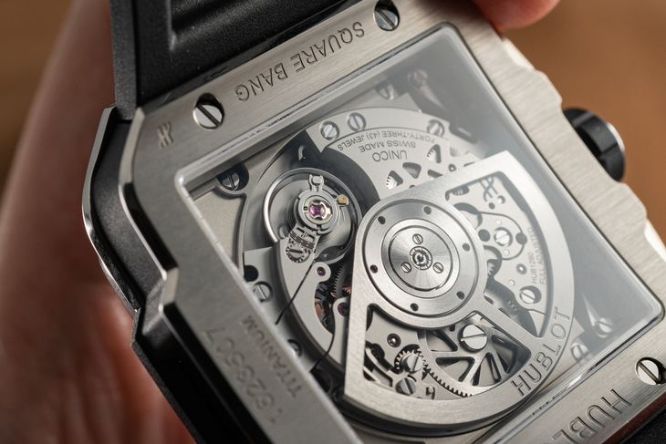 HUBLOT - SQUARE BANG - 821.NX.0170.RX - HUBLOT宇舶Square Bang Unico計時碼錶│從設計到機芯 每個細節都是技術力