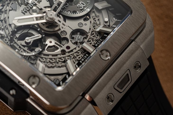 HUBLOT - SQUARE BANG - 821.NX.0170.RX - HUBLOT宇舶Square Bang Unico計時碼錶│從設計到機芯 每個細節都是技術力