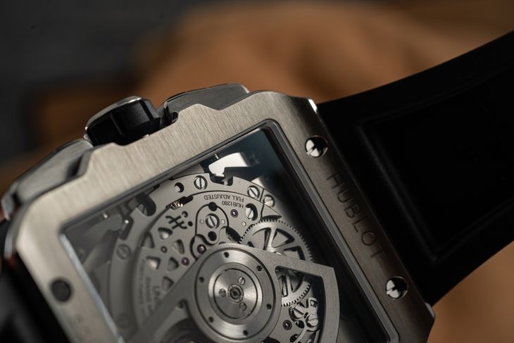 HUBLOT - SQUARE BANG - 821.NX.0170.RX - HUBLOT宇舶Square Bang Unico計時碼錶│從設計到機芯 每個細節都是技術力