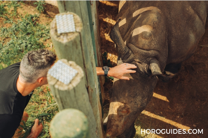 HUBLOT - BIG BANG - 421.FX.8099.NR.SOA23 - 舉手秀愛心 加入保護犀牛行動 Big Bang Unico SORAI犀牛灰限量錶