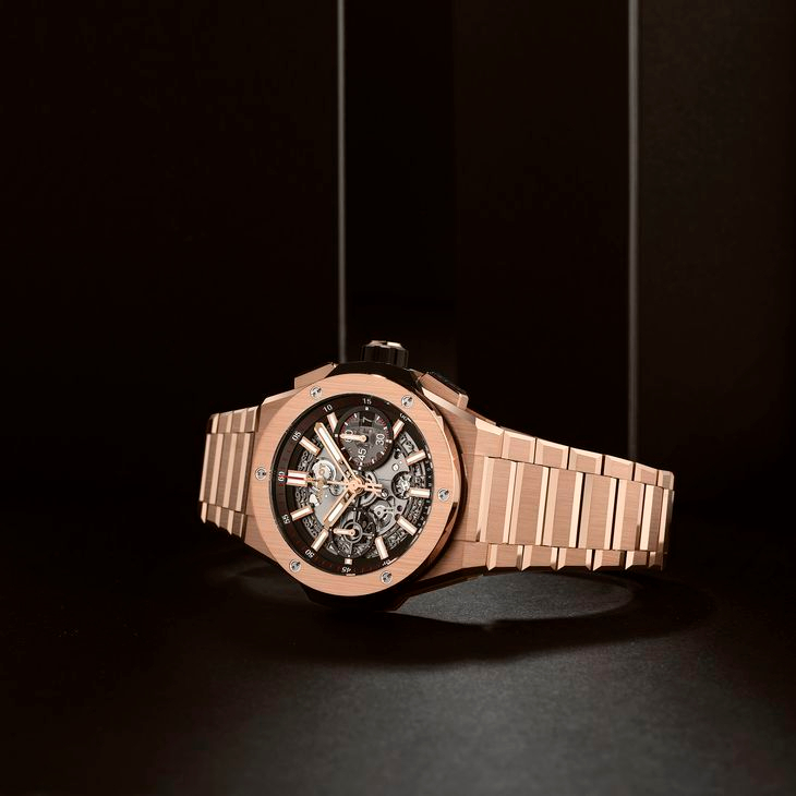 HUBLOT - BIG BANG - 451.HX.1123.HX - 潮感設計結合完美配戴手感 宇舶Big Bang鍊帶計時碼錶成為Gen Z藏家口袋首選