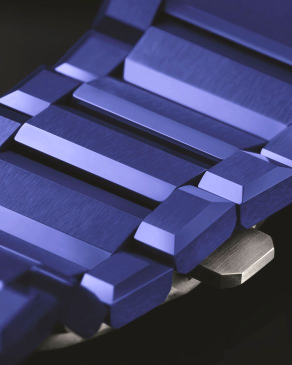 HUBLOT - BIG BANG - 451.HX.1123.HX - 潮感設計結合完美配戴手感 宇舶Big Bang鍊帶計時碼錶成為Gen Z藏家口袋首選