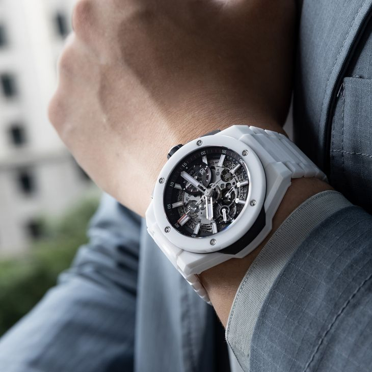 HUBLOT - BIG BANG - 451.HX.1123.HX - 潮感設計結合完美配戴手感 宇舶Big Bang鍊帶計時碼錶成為Gen Z藏家口袋首選