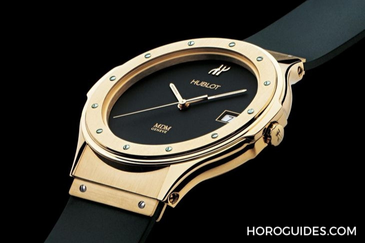 HUBLOT - BIG BANG - 301.PB.131.RX - 擁抱創新與榮耀 宇舶錶BIG BANG ORIGINAL 開啟奢華運動腕錶的新篇章