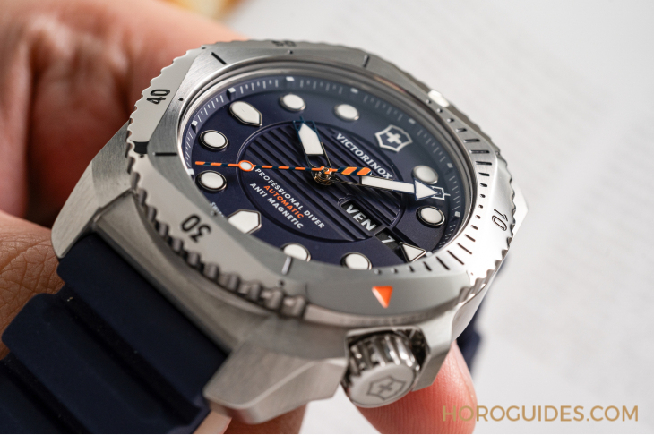 VICTORINOX - DIVE PRO - 241996 - VICTORINOX Dive Pro 純正瑞士血統的型格專業潛水腕錶