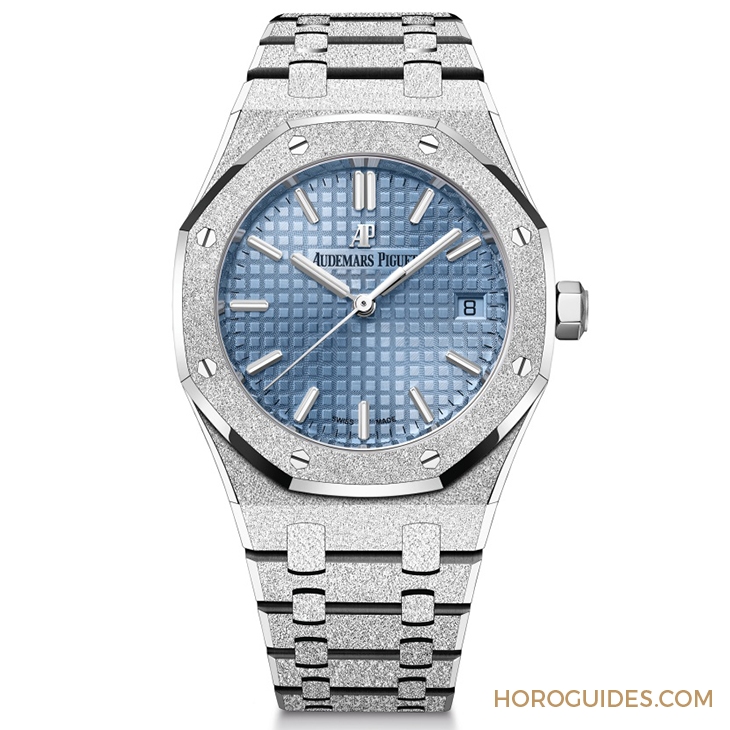 AUDEMARS PIGUET - ROYAL OAK - 77350CE.OO.1266CE.01 - 愛彼新作連發!皇家橡樹34mm自動上鍊腕錶-黑陶瓷款&淺藍面霜金款
