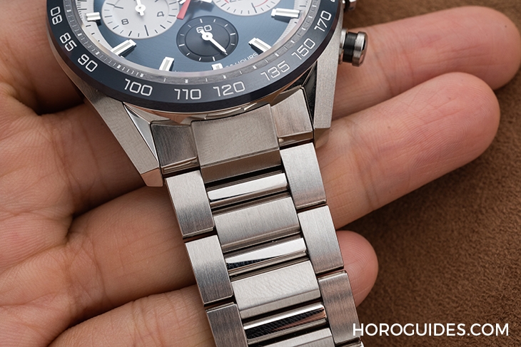 TAG HEUER - 跨入未來的繼承者 TAG HEUER 泰格豪雅Carrera Sport 160週年自動計時限量腕錶