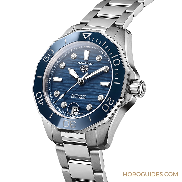 TAG HEUER - CARRERA - CBN2A1F.FC6492 - 泰格豪雅眾代言人Q萌現身,為聖誕節挑錶選禮獻計!