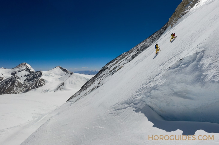 VACHERON CONSTANTIN - OVERSEAS - 7900V/110A-B334 - VC江詩丹頓縱橫四海的探險征途 - Cory Richards特別版