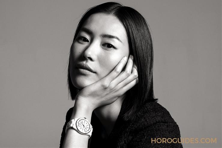 CHANEL - J12 - H5700 - 瞬間，就此不同｜和#TheNewJ12一起聽她們說的故事