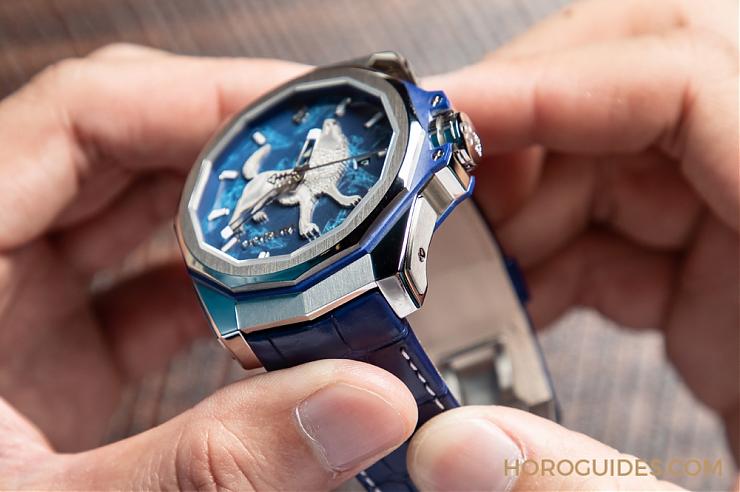 CORUM - ADMIRAL - (雄獅圖騰腕錶) - 制霸全場的形象遊戲|崑崙表海軍上將AC-One神獸圖騰限量錶