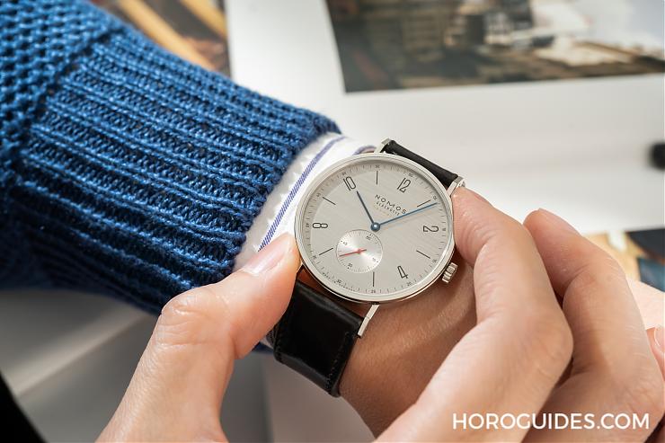 NOMOS - AT WORK - 1114 - 職場選錶,實用至上|NOMOS Slivercut面盤的洗鍊魅力