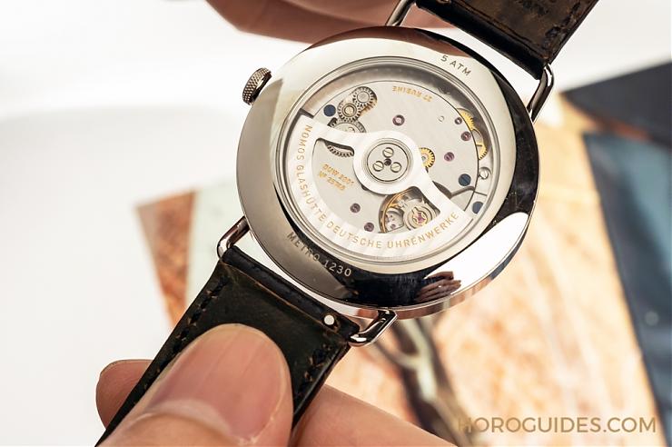 NOMOS - AT WORK - 1114 - 職場選錶,實用至上|NOMOS Slivercut面盤的洗鍊魅力