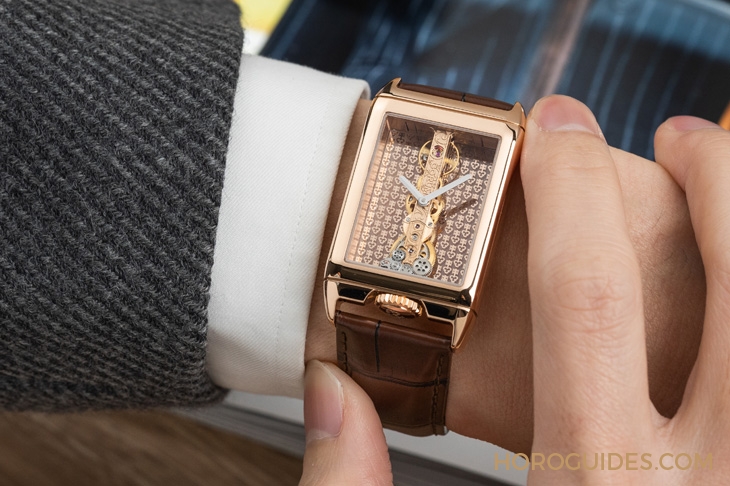 CORUM - GOLDEN BRIDGE - B113/04166 - 芯動，才該是一只錶最動人的亮點｜Corum金橋40週年紀念錶