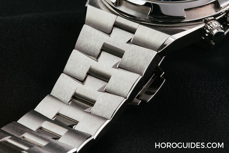 VACHERON CONSTANTIN - OVERSEAS - 7900V/110A-B334 - 敏捷中見翩翩風采｜江詩丹頓Overseas兩地時間腕錶