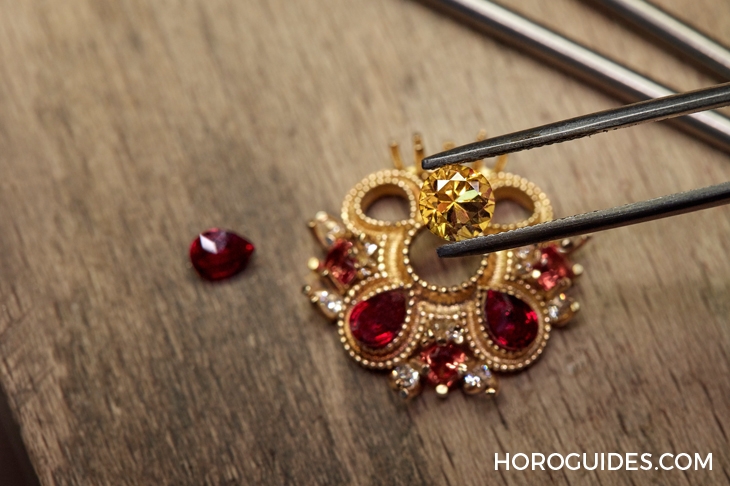 CHANEL - MADEMOISELLE PRIVÉ - H7070 - 解鎖CHANEL符碼秘密|2021 Mademoiselle Privé鈕扣腕錶新作