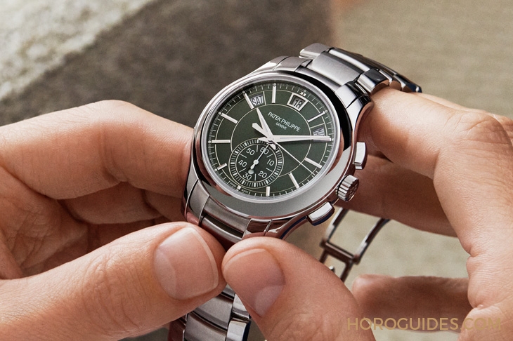PATEK PHILIPPE - COMPLICATIONS - 5905/1A-001 - 精鋼、鍊帶、橄欖綠面,熱門元素加持!|百達翡麗年曆計時碼錶5905/1A-001