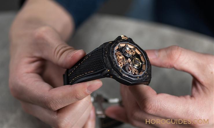 CORUM - ADMIRAL - A298/04277 - 298.100.46/F249 AD10 - 為這道剛硬厚實的輪廓,撒金|Corum Admiral 45海軍上將飛行陀飛輪鏤空自動腕錶