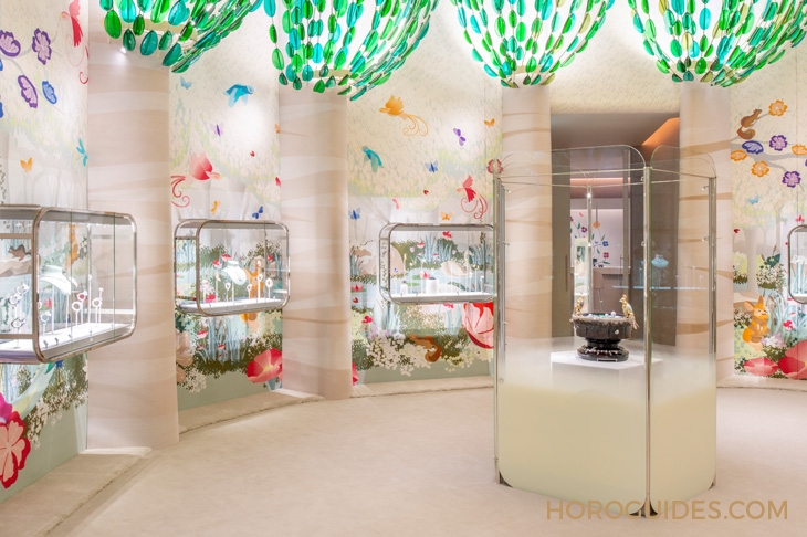 VAN CLEEF & ARPELS - POETIC COMPLICATION - Lady Arpels Heures Florales - 製錶界造夢強者Van Cleef & Arpels回歸W&W,繼續打造會說故事的錶