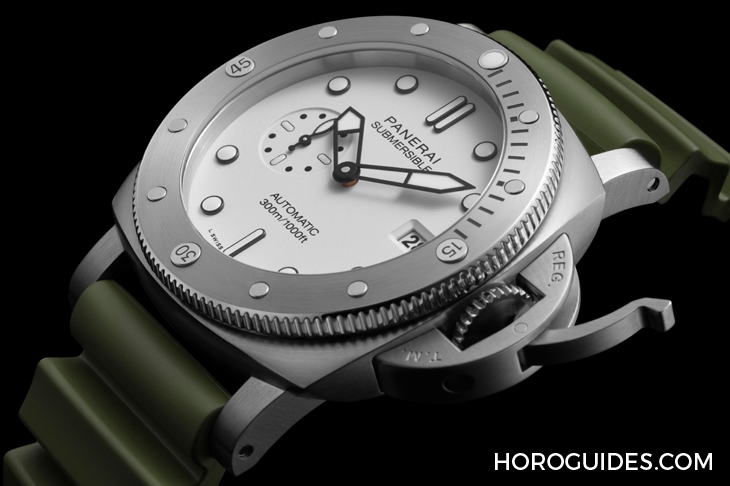 PANERAI - SUBMERSIBLE - PAM01288 - Panerai Submersible 44mm經典錶徑，華麗回歸