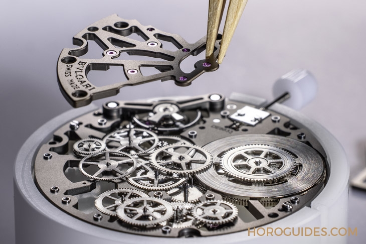 BVLGARI - OCTO - 103667 - 金燦纖薄，瀟灑展現長動力｜BVLGARI Octo Finissimo鏤空8日鍊腕錶