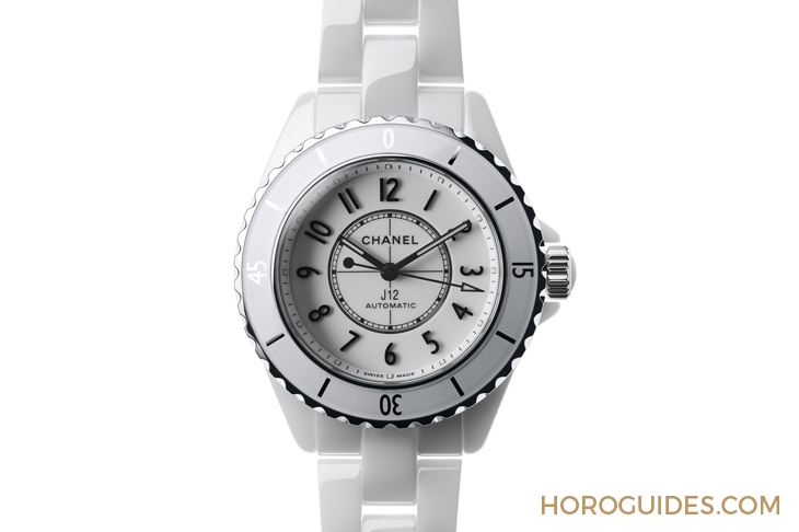 CHANEL - J12 - H5699 - 潘妮洛普加入CHANEL J12形象大使天團,戴上J12 33mm毫米腕錶分享時間的價值