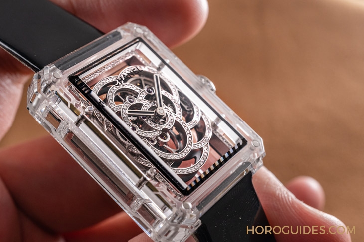 CHANEL - J12 - H7953 - 沉浸式時間旅行，跟著CHANEL Interstellar星際限定腕錶系列透視無垠太空