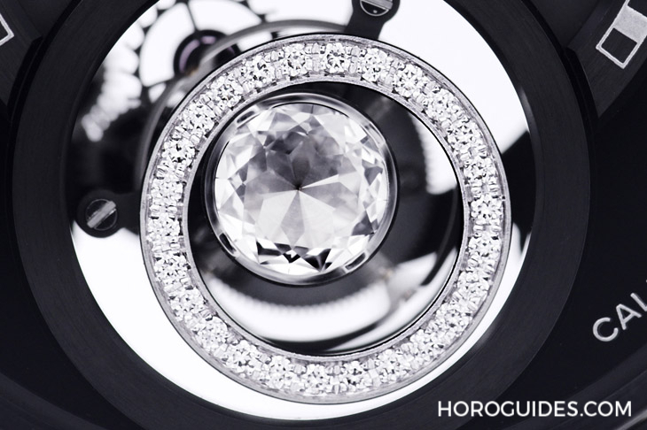 CHANEL - J12 - H7951 - 鑽石陀飛輪，CHANEL自製機芯Caliber 5的華麗運行