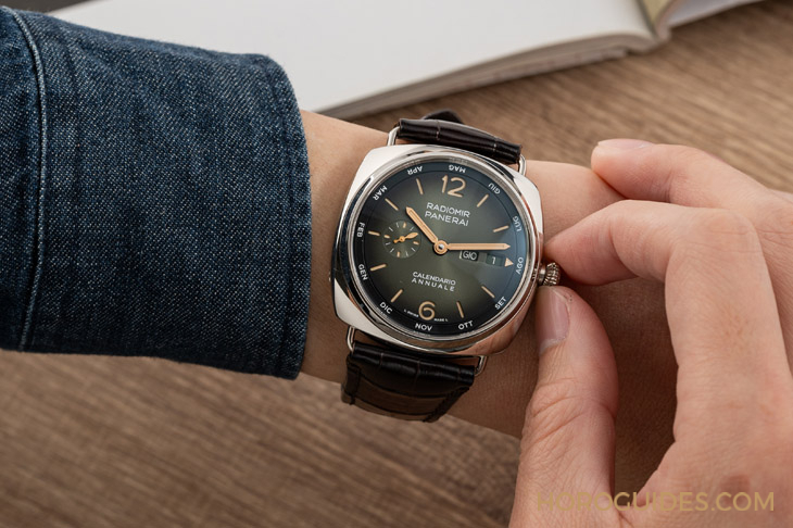 PANERAI - RADIOMIR - PAM01364 - Panerai第一只綠面年曆錶:Radiomir Annual Calendar-PAM01364