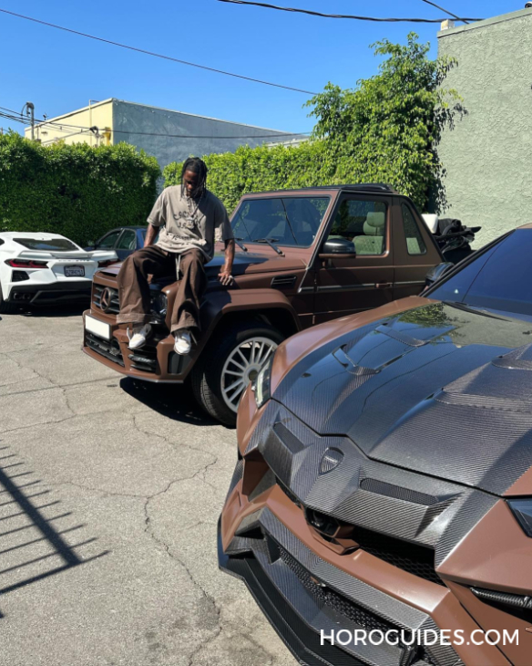 AUDEMARS PIGUET - ROYAL OAK - 26585CM.OO.D301VE.01 - 【名人錶盒】盤點潮流風向王Travis Scott戴些什麼錶