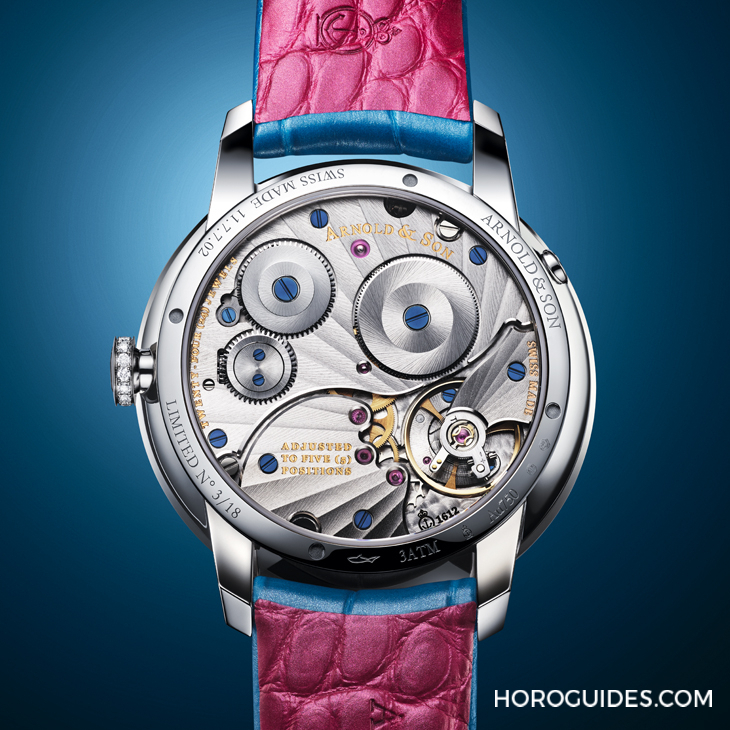 ARNOLD & Son - DSTB - 1ATCX.P01A.C200X - 從跳秒到超大月相--盤點Arnold & Son招牌設計,看懂這個品牌得自古老航海時計的內涵